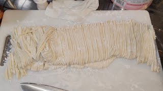 ①本日の無添加ごはん。薄力粉と塩と水だけで作った無添加うどん。皇暦2686年5月15日撮影。