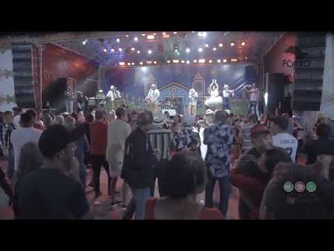 TRIO DA LUA - QUADRILHA JUNINA