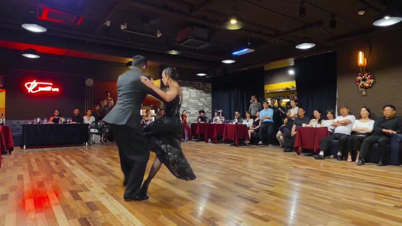 Sebastian Acosta & Laura D'Anna