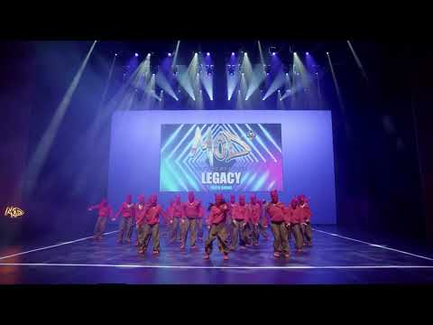 LEGACY - Jenni Martin