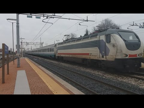 HD - E.402 B 135 in livrea SUN in testa all’ IC 584/585 Trieste C.LE - Roma T. + saluto del Pdm !