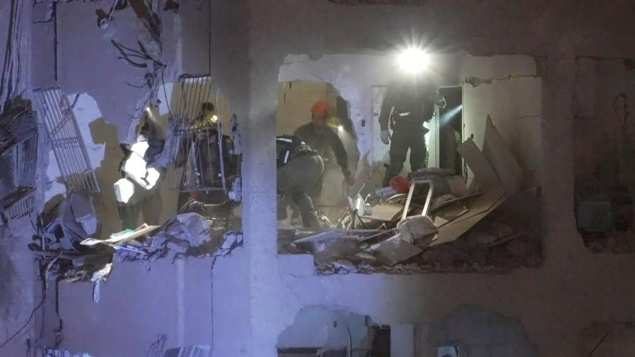 Video | Scene at Israeli town of Arad after Iranian missile strike | AFP