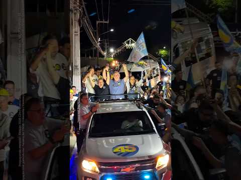 Multidão nas ruas de Mauriti para receber Ciro Gomes.A onda azul toma conta de todo o Ceará.