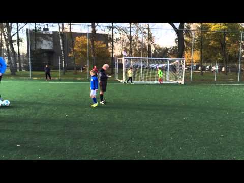 Mika ze Penalty met zwakke been purmersteijn F1