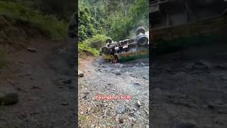 Download lagu DETIK DETIK TRUK TERGULING DI TIKUNGAN ANGKER CAKAR BUANA.#sawit_unggul #feedshorts #shorts mp3