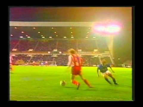 1990 November 7 Rangers Glasgow Scotland 1 Red Sta...