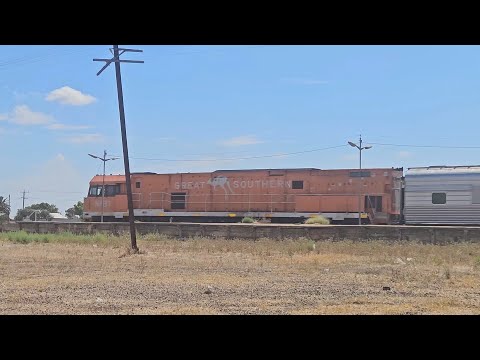 6MA8 down JBRE The Overland (NR31, 6V), Melbourne to Adelaide, 1330, 27/2/26, Horsham VIC 