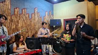 Download lagu Titik Nadir (Kahitna, Monita Tahalea) - Cover by VMC mp3