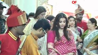 Aishwarya Rai & Jaya Bachchan At Durga Puja