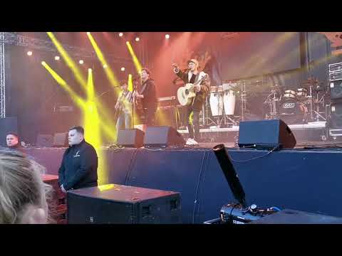 Nielson Acoustic live in Groningen op koningsdag 2019