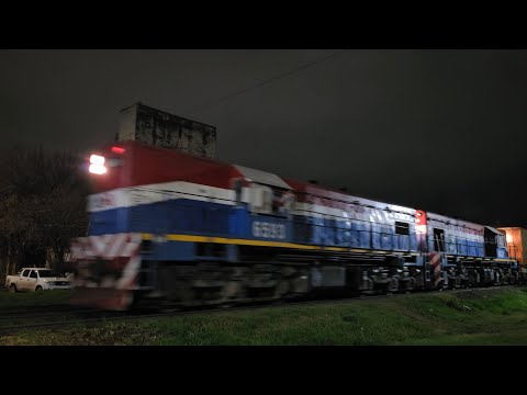 [8K] Lindo, variado y colorido tren vacio de NCA pasando por Marcos Juárez rumbo al oeste!!!!!!