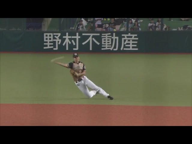 【9回裏】栗山監督も拍手!! ファイターズ・太田の好プレー!! 2017/9/8 L-F
