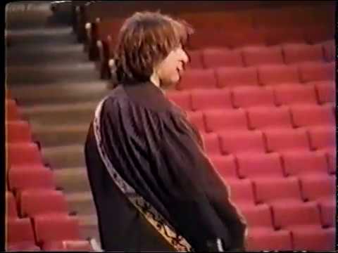 R.E.M. 1995-11-15 - Orlando Arena, Orlando, FL (Monster Tour) ['Leave' - soundcheck]