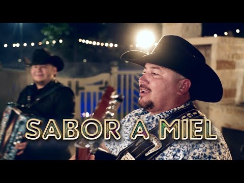 Pollo y Chuy -  Sabor a miel