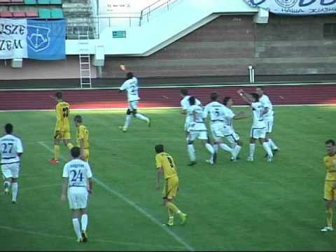 Паскаль Менди гол 21.08.11 22 тур Динамо Брест - Шахтер Сол