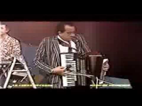 download lagu mp3 mp4 El Cuarteto De Leo, download lagu El Cuarteto De Leo gratis, unduh video klip El Cuarteto De Leo