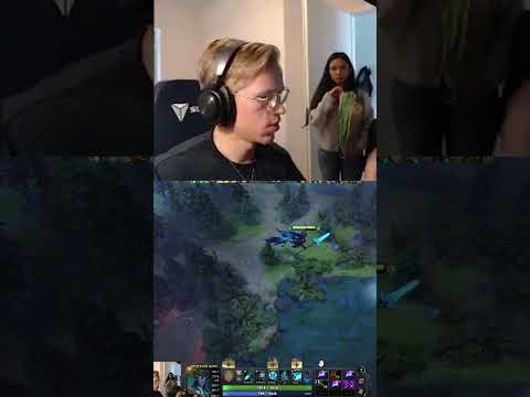 TOPSON'S ASIAN WIFE ON CAMERAS AGAIN #dota2 #gamer #gaming #outplay #twitch #gameplay
