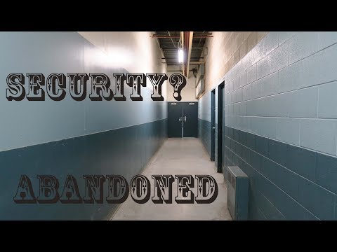Sneaking into Abandoned People's Jewellers - Security office / OVERDAY CHALLENGE Abandoned mall