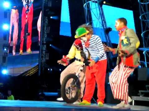 Take That live in Manchester, Boys on the Unicycle, MUST SEE!!!!