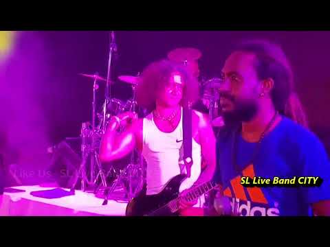 මේ රසය ලංකාවේ දෙන්නේ සනිදප පමනයි .. සනිදප කියන්නේ කවුද කියලා ඇහුවොත් මේක පෙන්නන්න