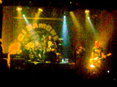 CJ Ramone en Argentina - 12/02/2011 (Three Angels On My Shoulder + Teenage Lobotomy)
