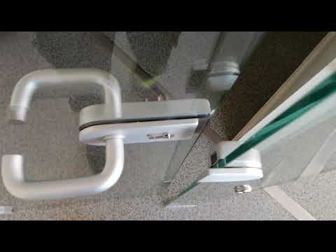 Stiklo pertvara #hidraulinis #pritraukimas #berėmė #pertvaros #pergolos #stoginės #terasos