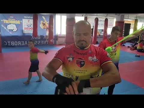 Cum își pune Bandajele Nepotu Florin Ghita Academy Ploiesti!