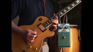 Video thumbnail for SILICON Tone Bender MK1: Buzz The Fuzz by ManlaySound