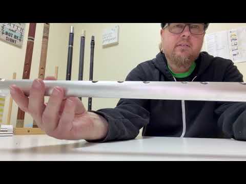 Demonstration and sound samples of 5 low D whistles by Nick Metcalf