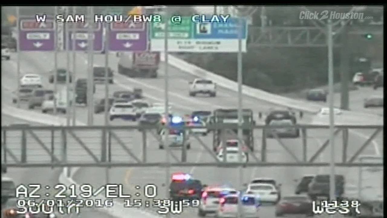 Police chase ends: 2 people in custody