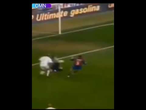 Victor Valdes vs Zidane #ElClasico #Nostalgia