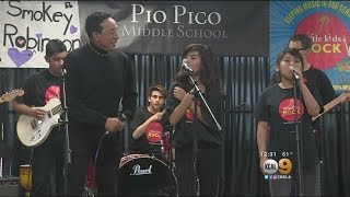Local Music Students Jam With Smokey Robinson