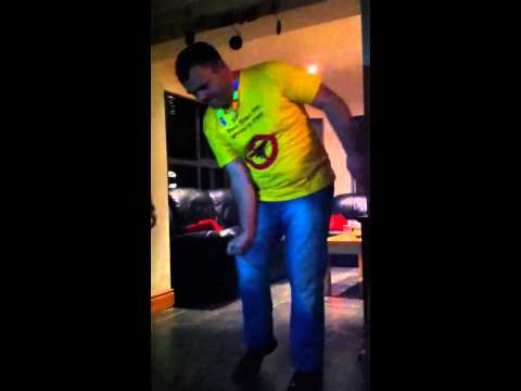 Davy Hyde divorce party dance 24 sept 2011 millhouse