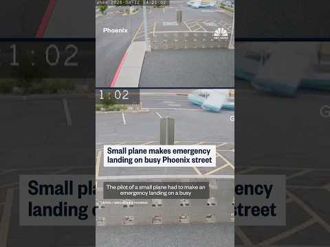 Small plane makes emergency landing on busy Phoenix street