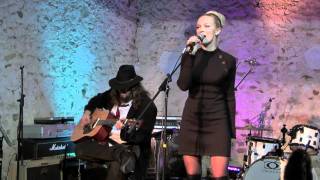 Yelena Neva - Casino (LIVE)