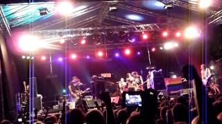 NOFX - Lori Meyers (feat. Tina) - Live @ Punk Rock Holiday 1.1