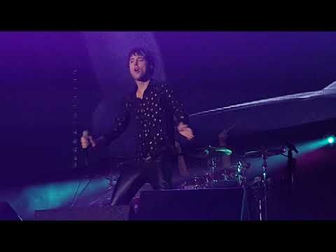 Zoom - Soda Stereo ft Benito Cerati - Gracias Totales México 2020