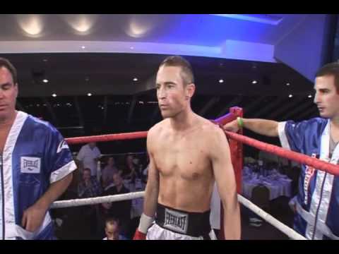 Tim Hunt vs matt Paulley ko 1 18 2 2011