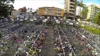 preview picture of video 'Sesc Triathlon Caiobá 2014 - Drone - Largada e Transição'