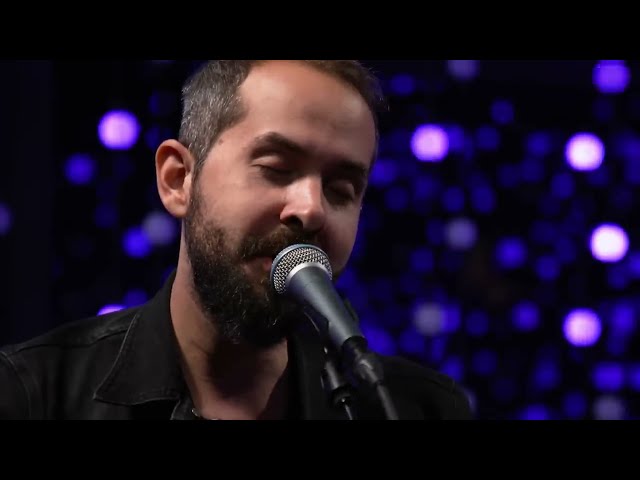 Video zu 'Apocalypse' ansehen Video zu 'Apocalypse' ansehen