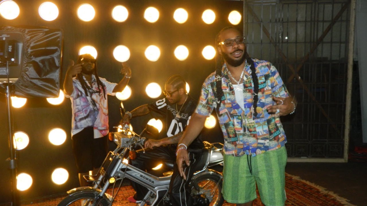 DRAM & Ellis Quinn - Blue Hunnids (Feat. Guapdad 4000)