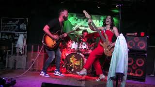 ''I'M GOING HOME'' - DANIELLE NICOLE BAND @ Callahan's, March 2018