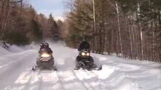 preview picture of video 'Northern Extremes Snowmobile Rentals'
