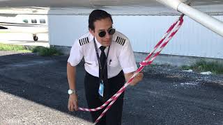 TecBlue Aviation: Amarrando El Avión