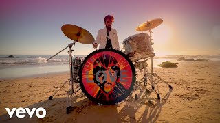Musik-Video-Miniaturansicht zu Everyone And Everything Songtext von Ringo Starr