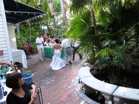 download lagu mp3 mp4 Town Manor Wedding Prices, download lagu Town Manor Wedding Prices gratis, unduh video klip Town Manor Wedding Prices