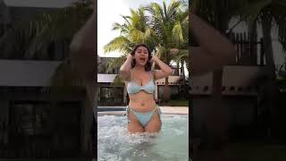 Arianne Jean tiktok short be like..