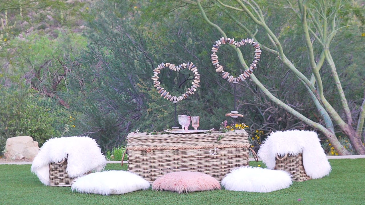Glamour & Woods in Arizona Weddings Magazine