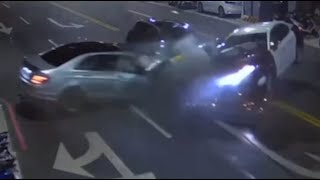 [問卦] 三重賓士仔看起來幾乎無傷！？