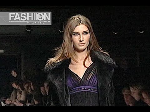 ALESSANDRO DELL' ACQUA Fall 2005/2006 Milan - Fashion Channel